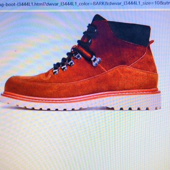 Vince Summit Suede Lug boot - Picture 9 of 9